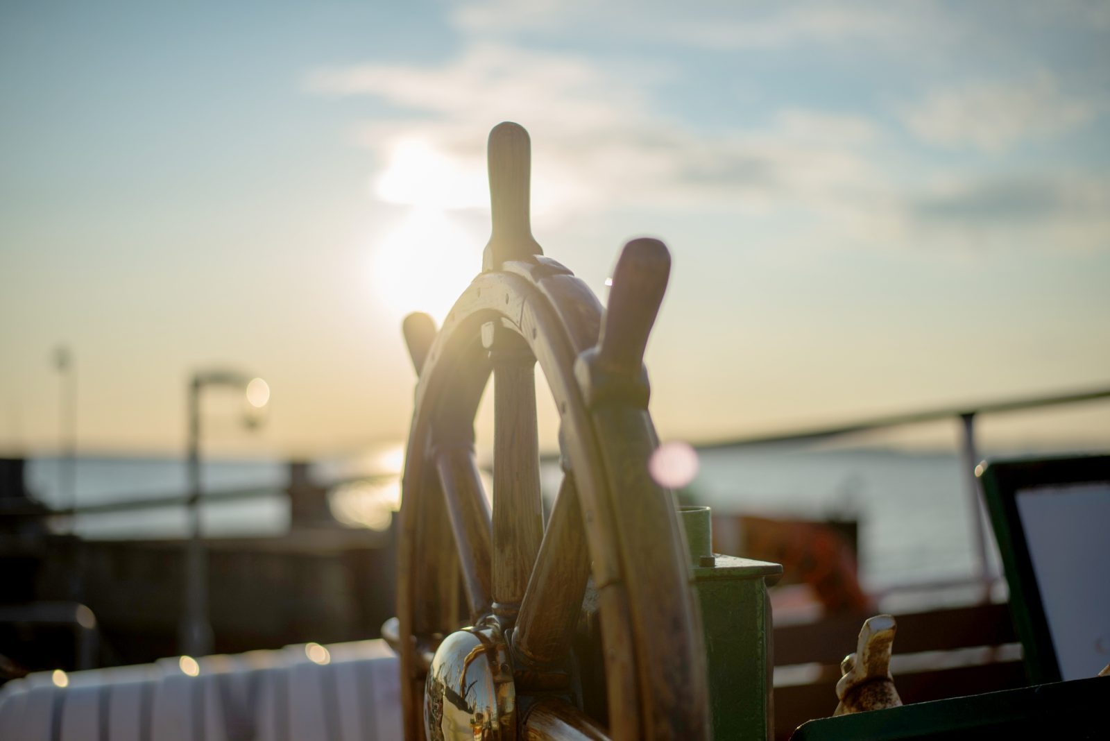 Starting the Year Right: How Leaders Build Bottom-Up Growth